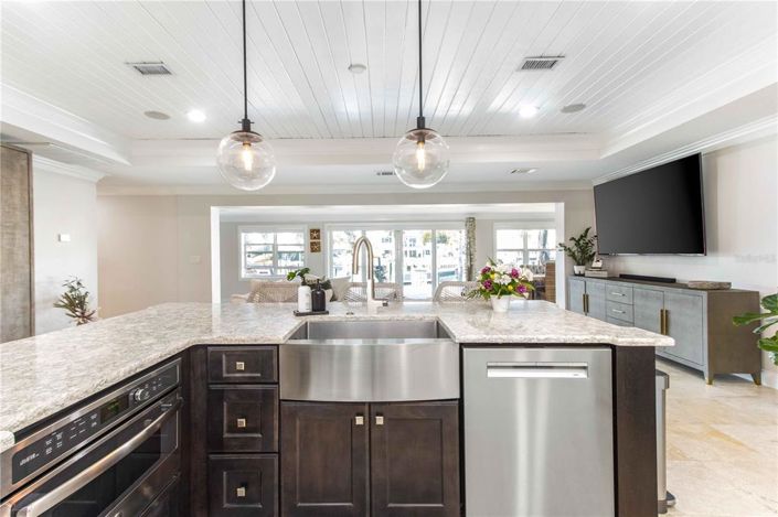 Image No.13-4 Bed Property for sale