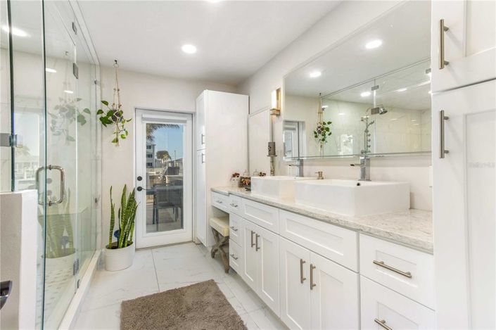 Image No.34-4 Bed Property for sale