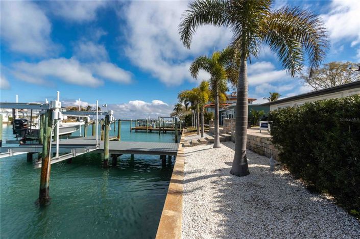 Image No.47-4 Bed Property for sale