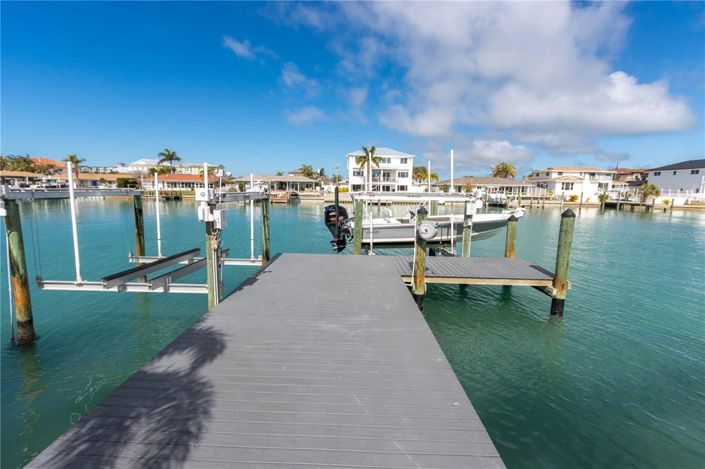 Image No.48-4 Bed Property for sale