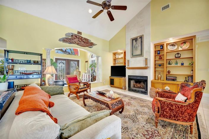 Image No.14-4 Bed Property for sale