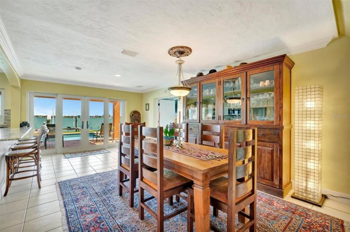 Image No.20-4 Bed Property for sale