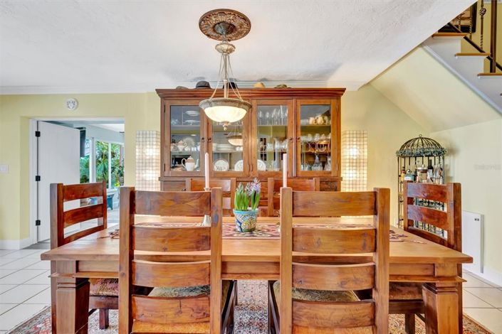 Image No.25-4 Bed Property for sale