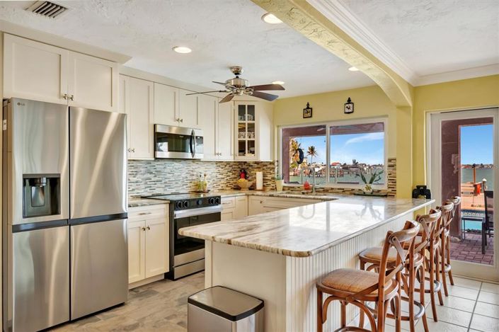 Image No.29-4 Bed Property for sale