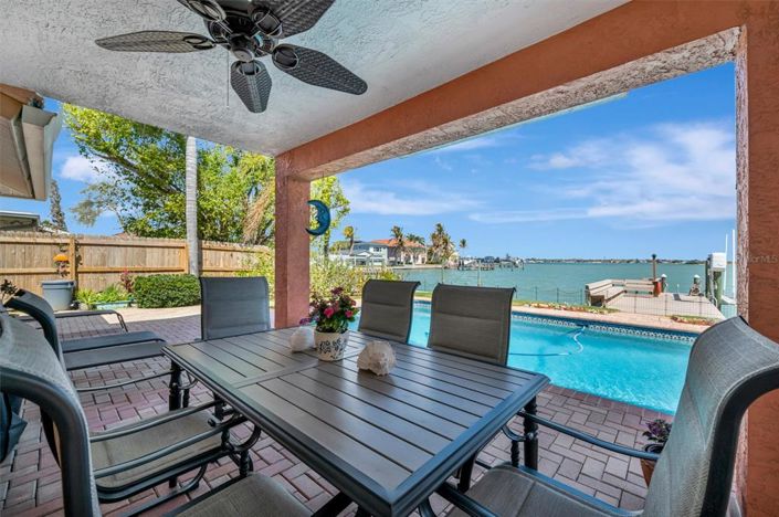 Image No.40-4 Bed Property for sale