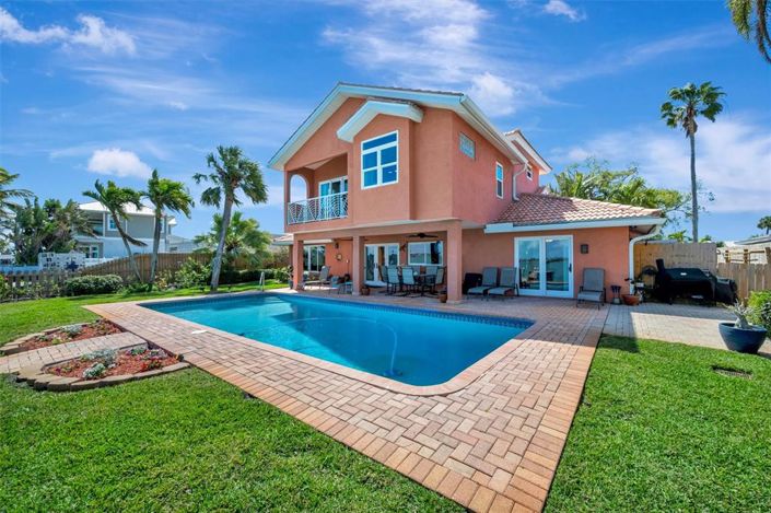 Image No.44-4 Bed Property for sale