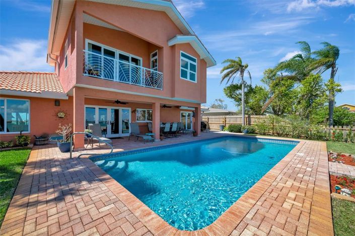 Image No.49-4 Bed Property for sale