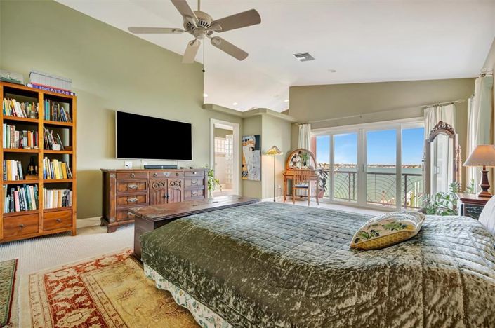 Image No.58-4 Bed Property for sale