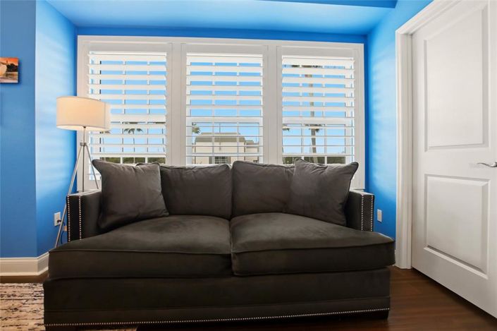 Image No.24-3 Bed Property for sale