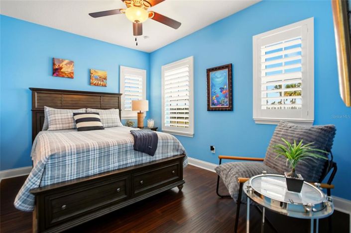 Image No.27-3 Bed Property for sale