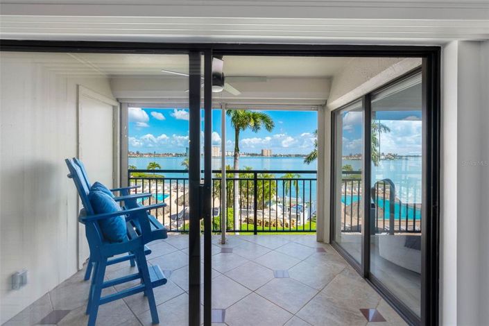 Image No.11-2 Bed Property for sale