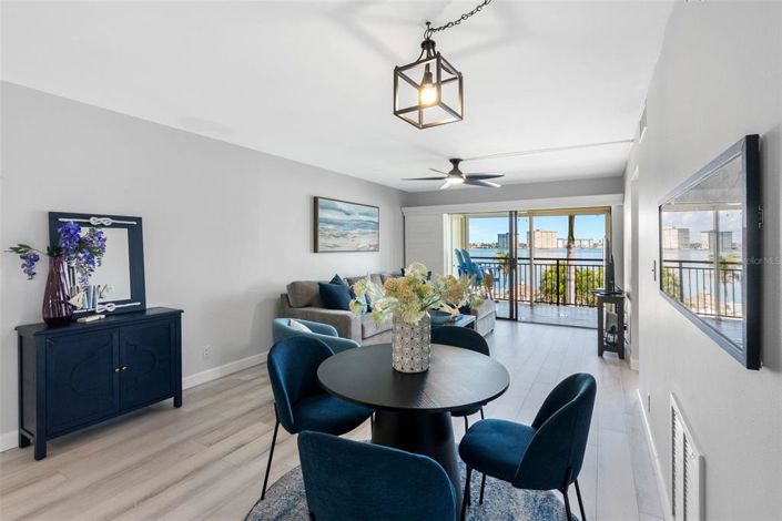 Image No.12-2 Bed Property for sale