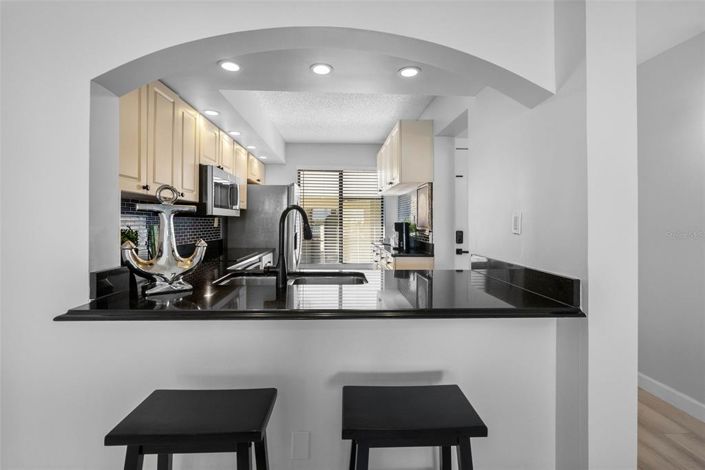 Image No.26-2 Bed Property for sale