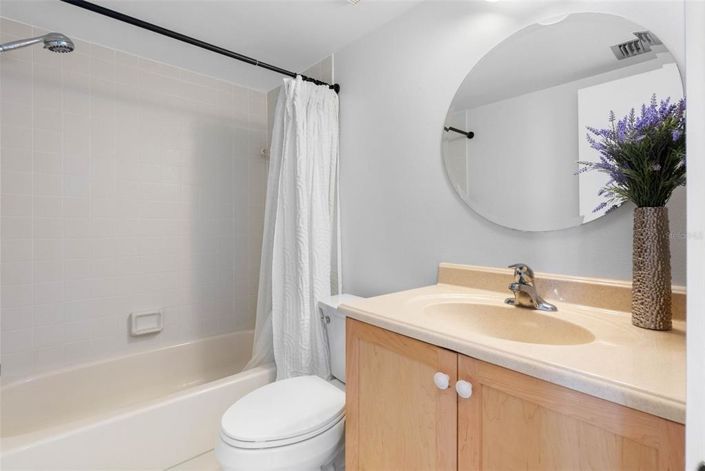 Image No.34-2 Bed Property for sale