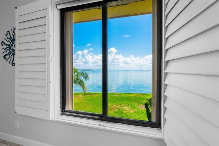 Image No.35-2 Bed Property for sale