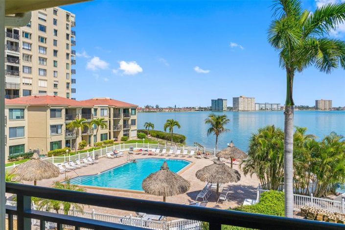 Image No.42-2 Bed Property for sale