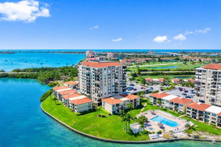 Image No.46-2 Bed Property for sale