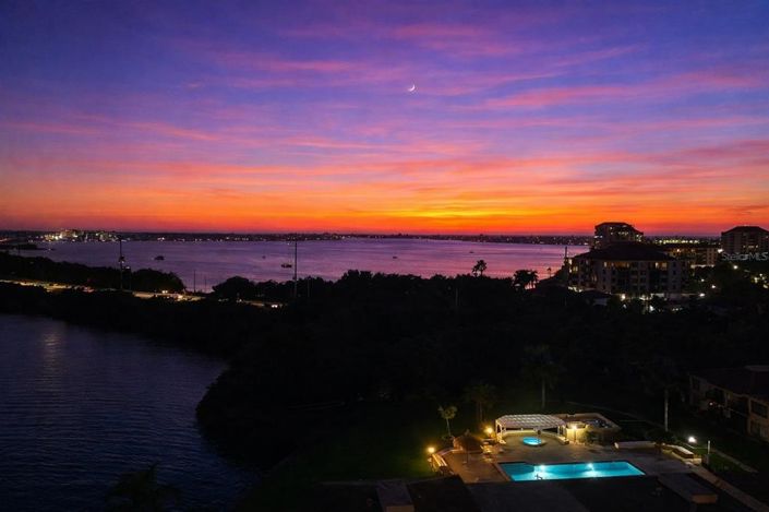 Image No.59-2 Bed Property for sale