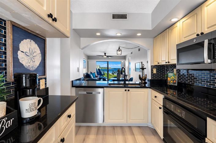 Image No.7-2 Bed Property for sale