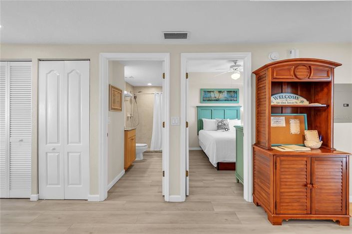 Image No.20-2 Bed Property for sale