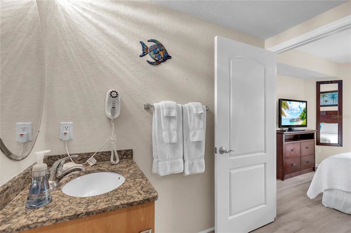 Image No.44-2 Bed Property for sale