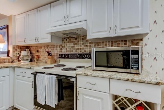 Image No.12-2 Bed Property for sale