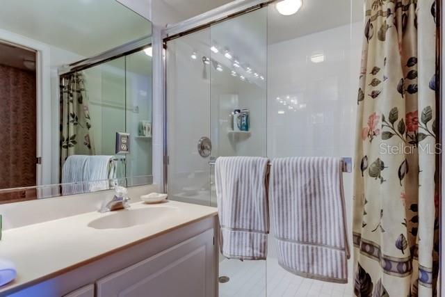 Image No.19-2 Bed Property for sale