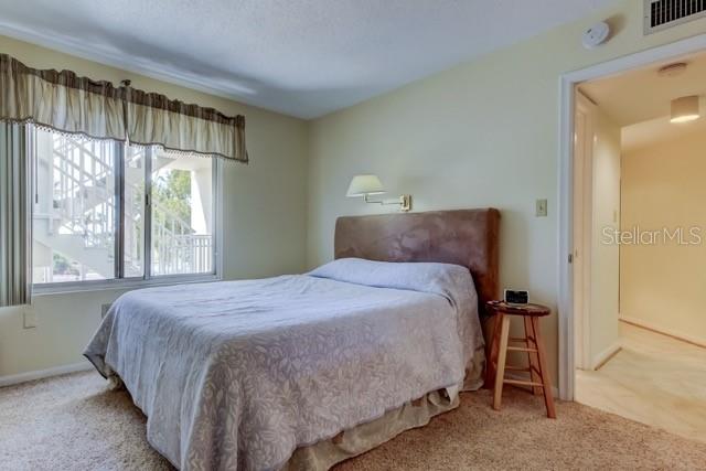 Image No.21-2 Bed Property for sale