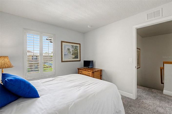 Image No.20-4 Bed Property for sale