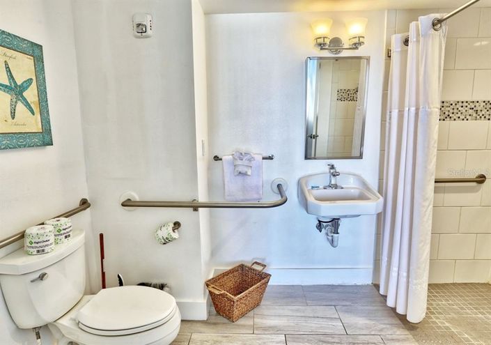 Image No.14-2 Bed Property for sale