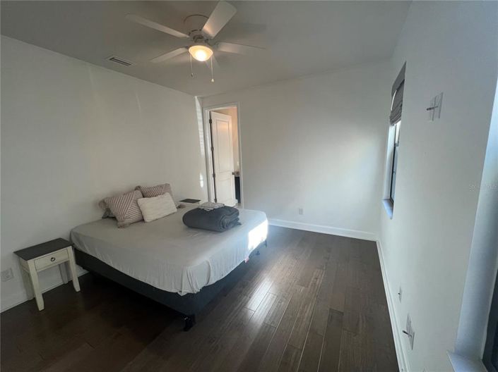 Image No.13-5 Bed Property for sale