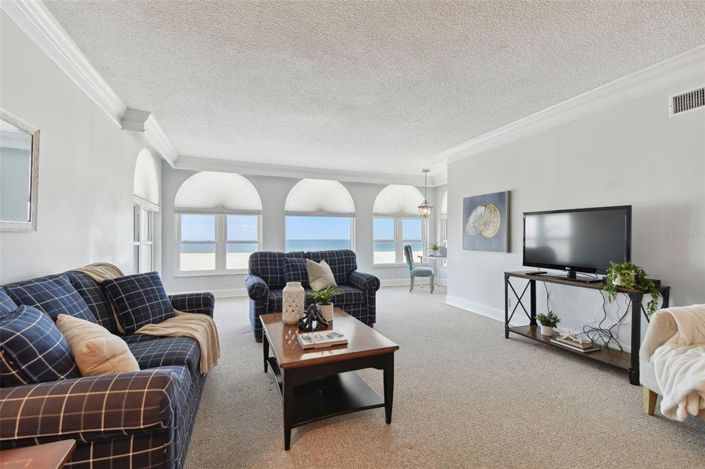 Image No.16-2 Bed Property for sale