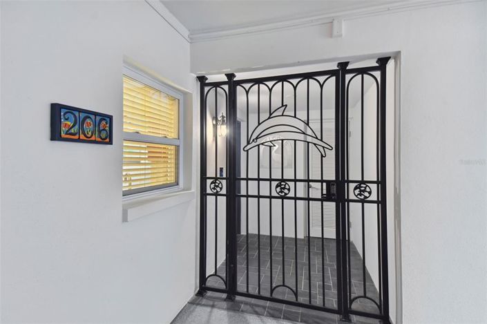 Image No.2-2 Bed Property for sale