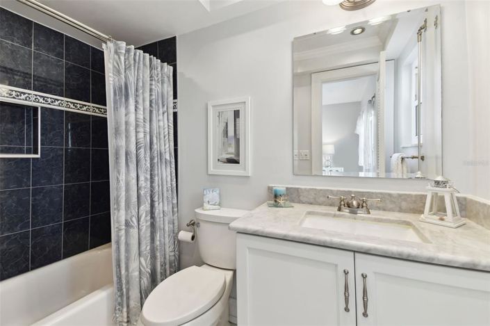 Image No.26-2 Bed Property for sale