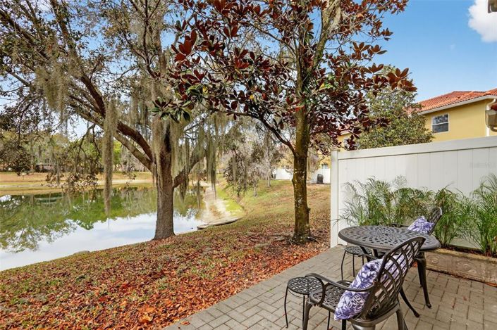 Image No.16-3 Bed Townhouse for sale