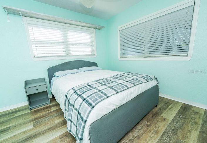 Image No.25-3 Bed Property for sale