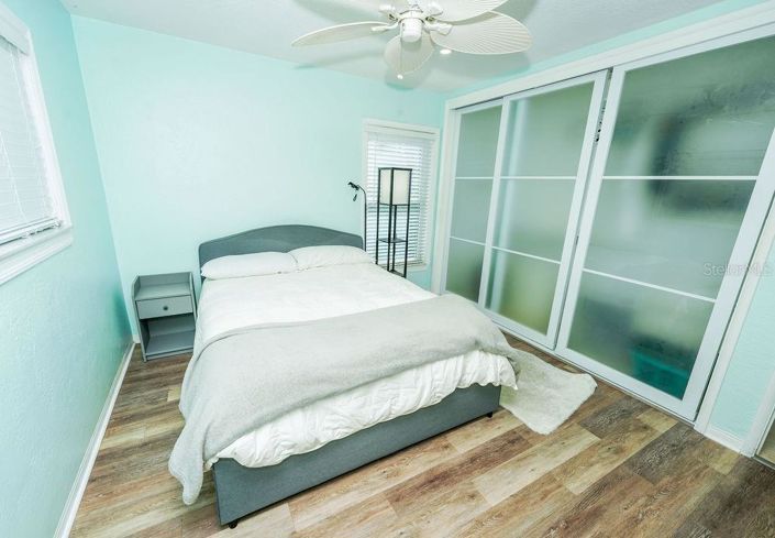 Image No.29-3 Bed Property for sale