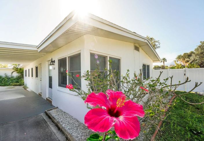 Image No.42-3 Bed Property for sale