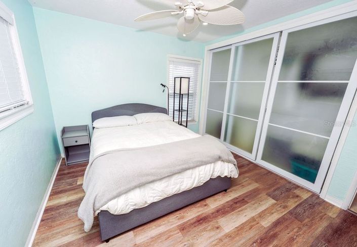 Image No.50-3 Bed Property for sale