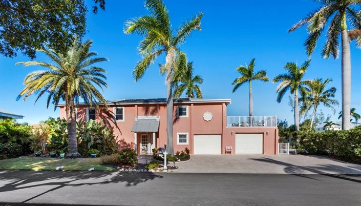 Image No.3-3 Bed Property for sale