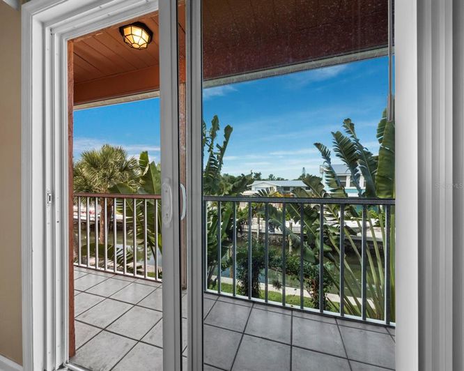 Image No.31-3 Bed Property for sale