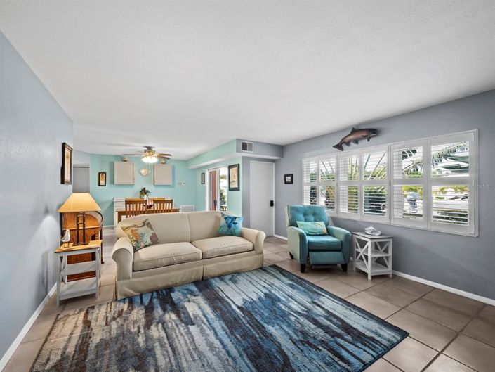 Image No.40-3 Bed Property for sale