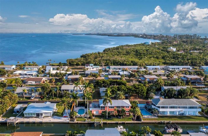 Image No.60-3 Bed Property for sale