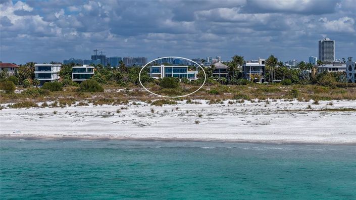 Image No.5-Propriété de 5 chambres à vendre à Sarasota