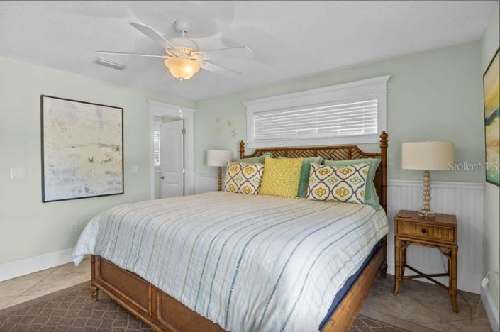 Image No.14-5 Bed Property for sale