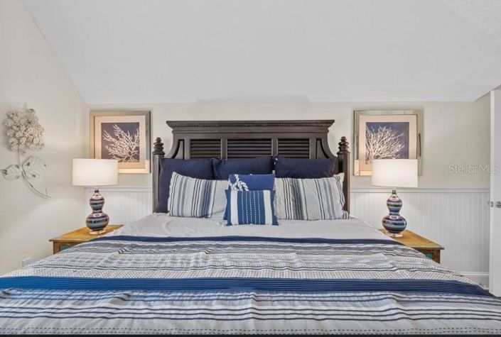 Image No.22-5 Bed Property for sale