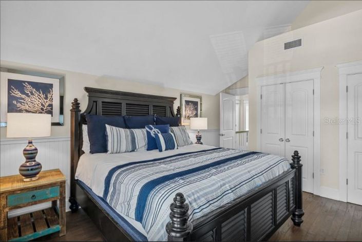 Image No.23-5 Bed Property for sale