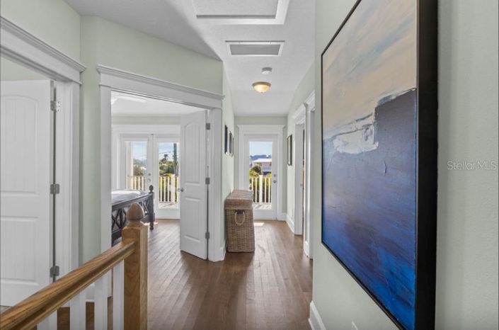 Image No.27-5 Bed Property for sale