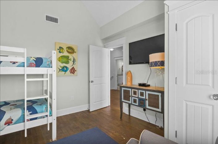 Image No.34-5 Bed Property for sale