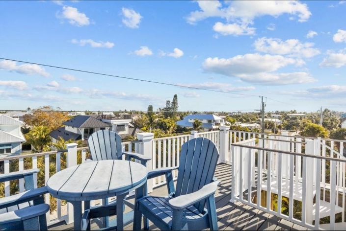 Image No.43-5 Bed Property for sale